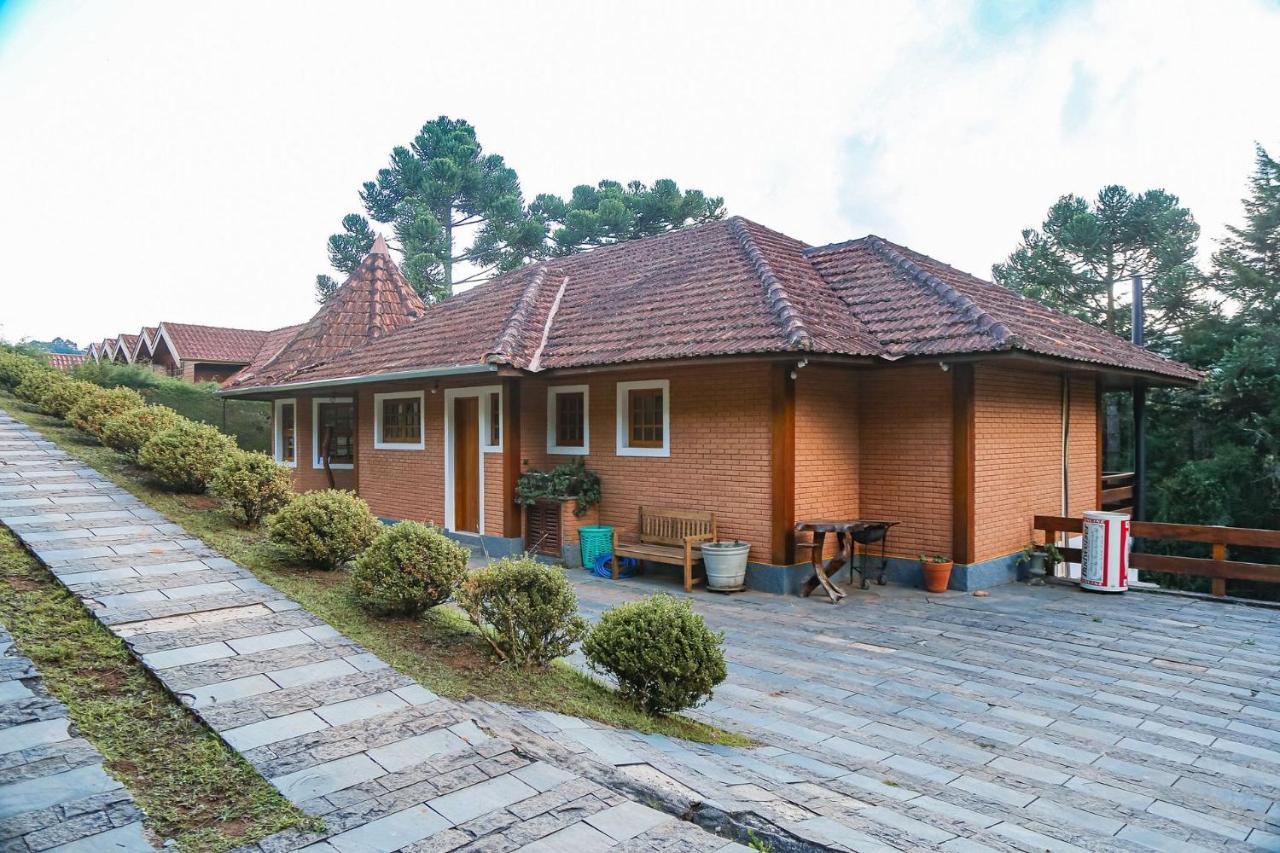 Chale Belga Em Condominio - 1,2 Km Do Centro Turistico Capivari Campos do Jordão エクステリア 写真