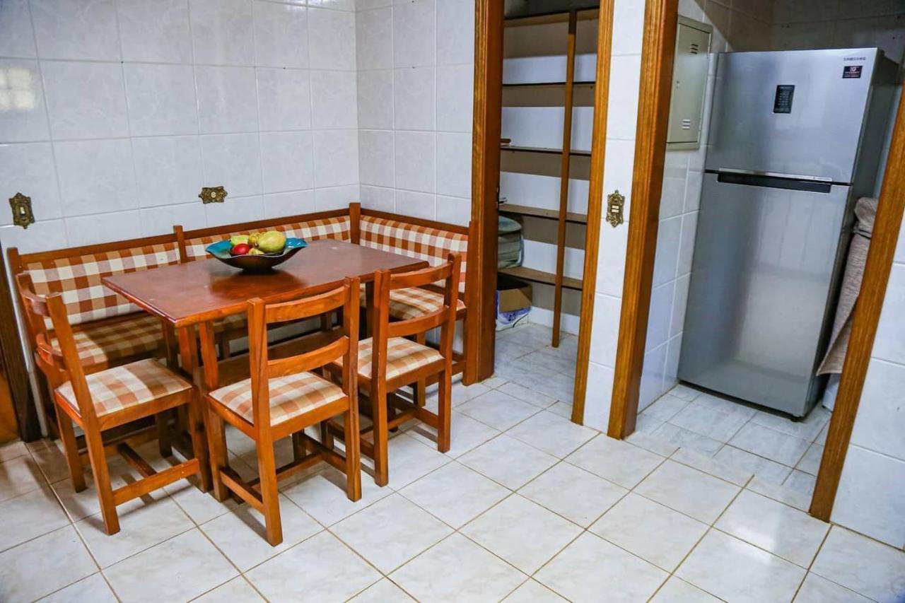 Chale Belga Em Condominio - 1,2 Km Do Centro Turistico Capivari Campos do Jordão エクステリア 写真